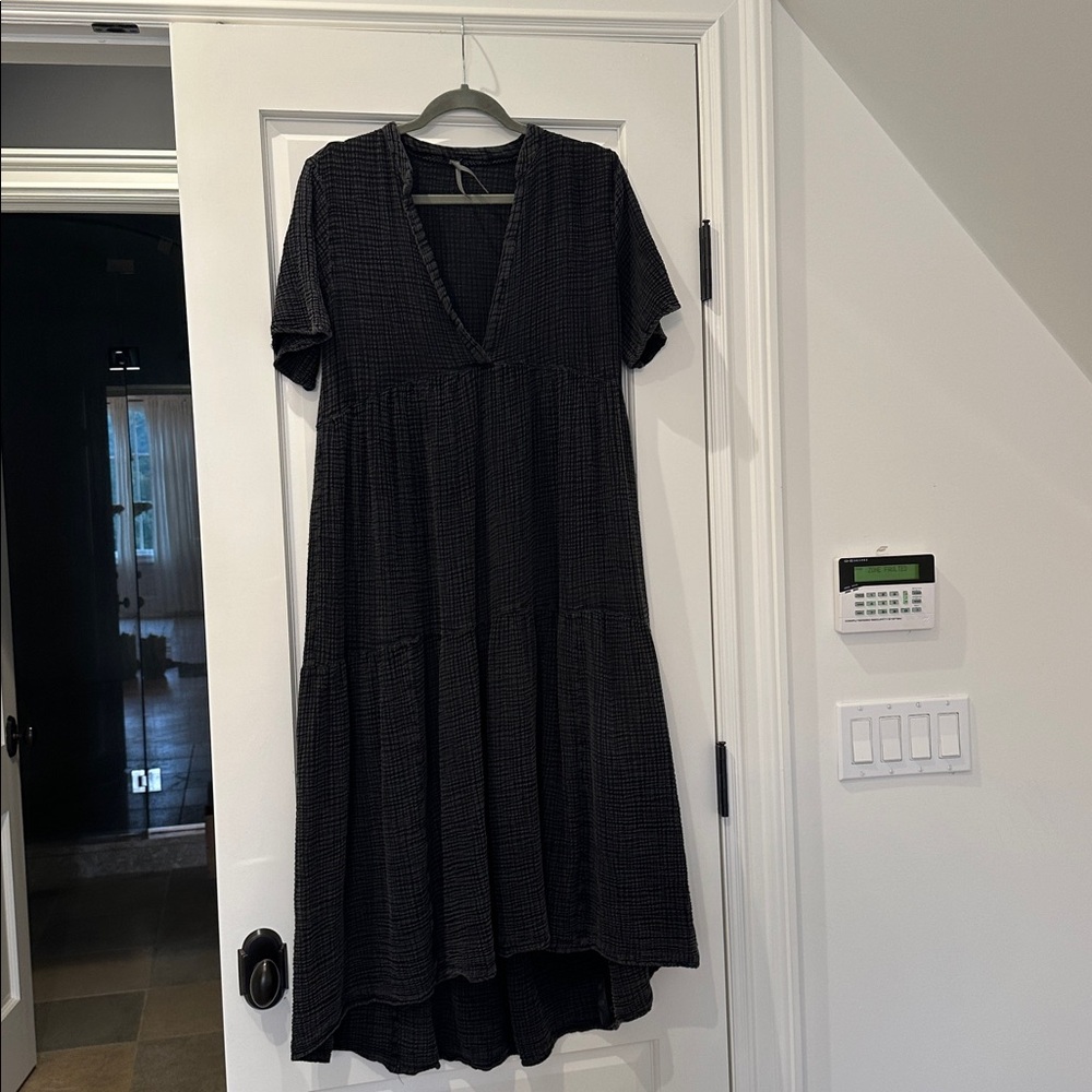 Anthropology Black Short Sleeve Dress